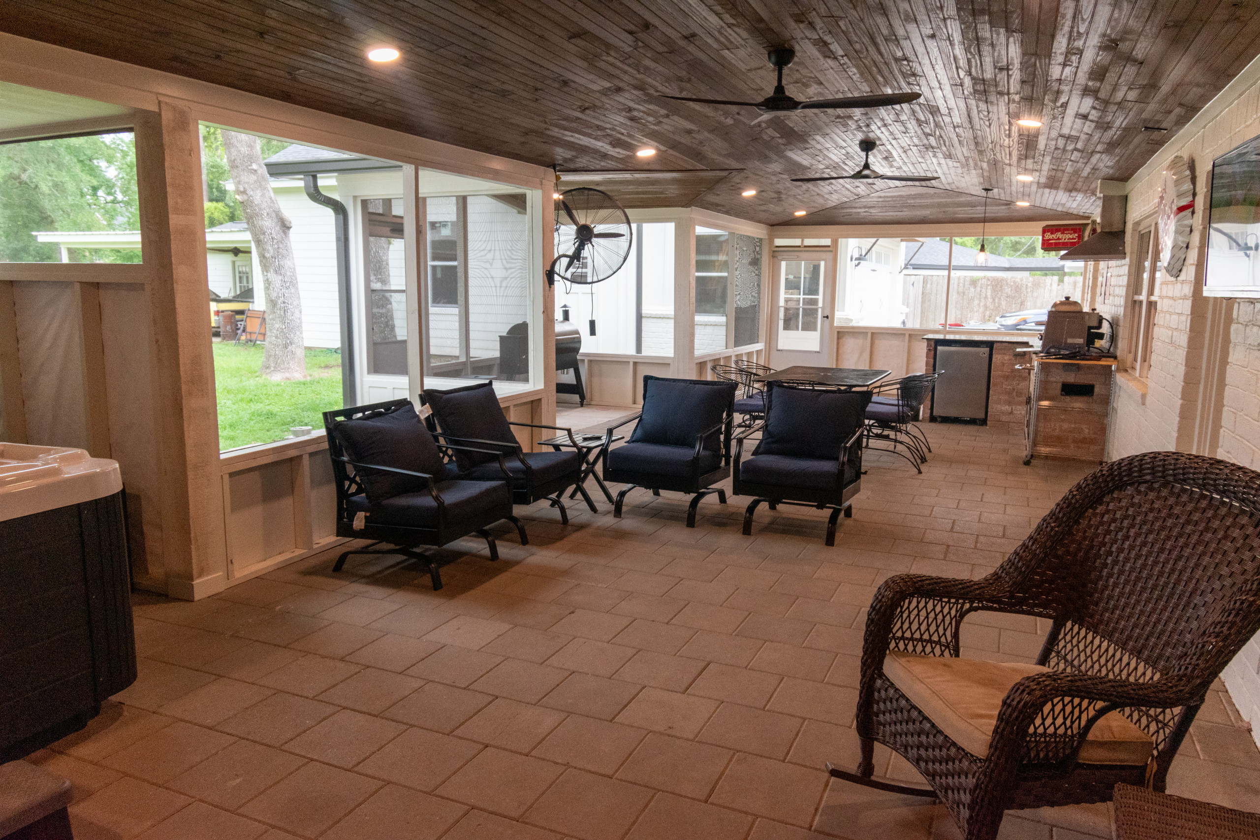 King Circle New Patio Cover