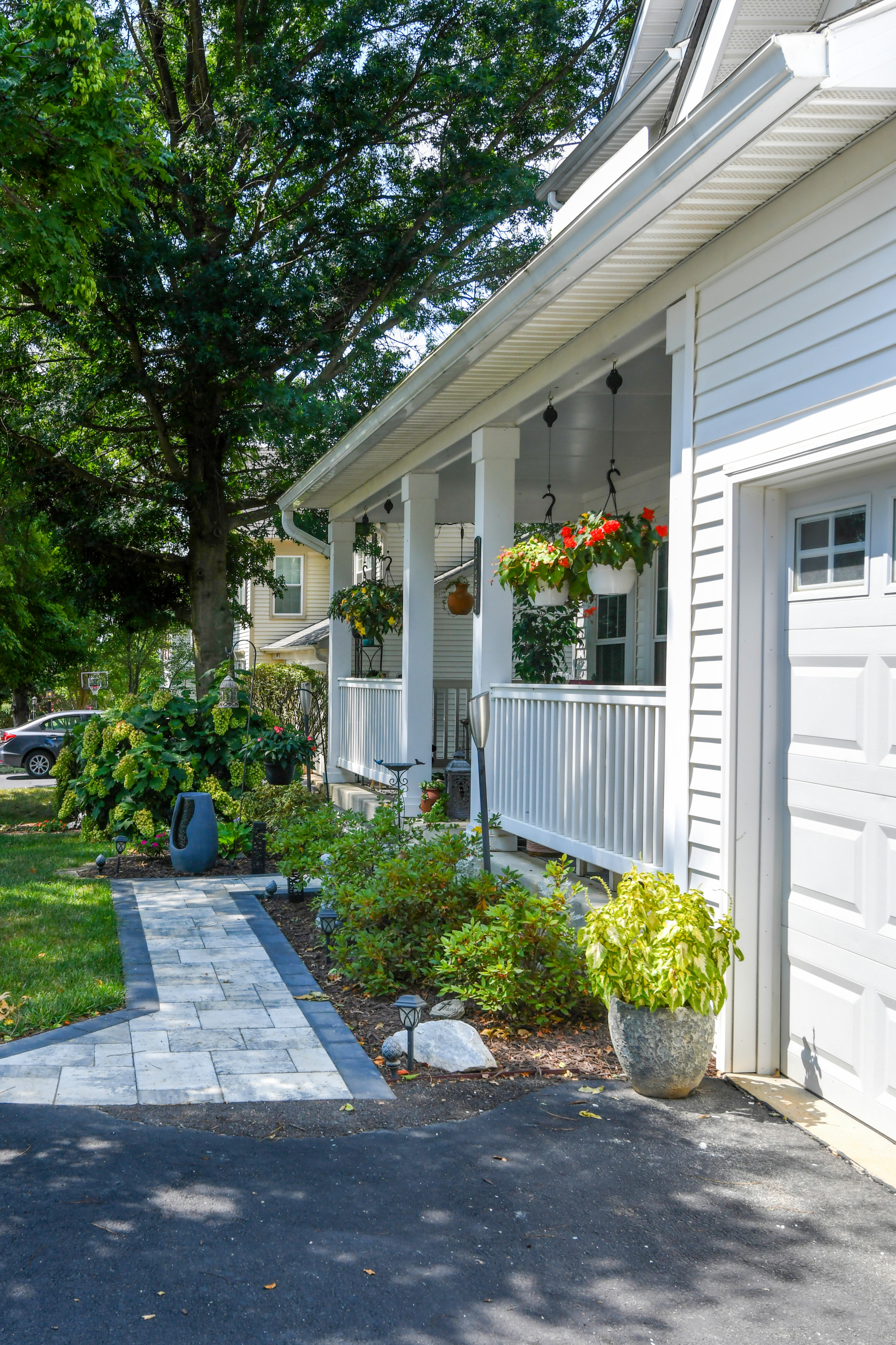 Huge Entertaining Deck and Sunroom