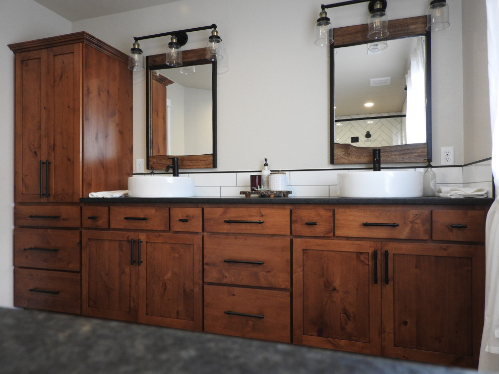 Transitional home design photo in Denver