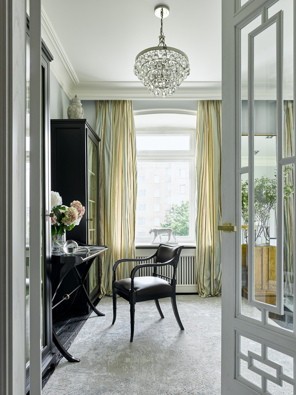 ДВУХЭТАЖНАЯ КВАРТИРА 154 КВ.М НА ПАТРИКАХ