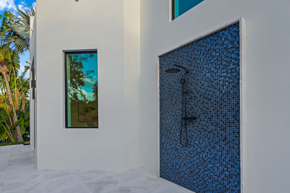 PRIVATE RESIDENCE - OCEAN RIDGE