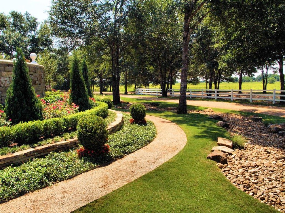 Traditional garden in Houston.