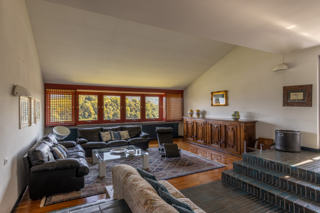 Villa sull'Oglio modern-vardagsrum