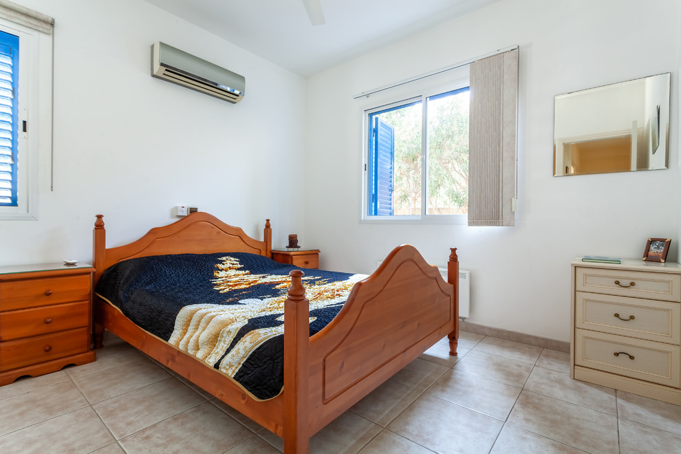 Kings Avenue Apartment