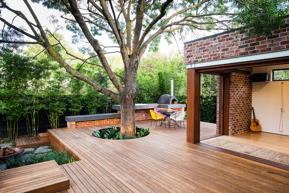 Inspiration for a contemporary deck in Melbourne.