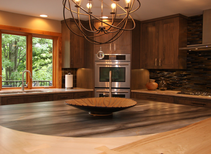 Example of a mountain style kitchen design in Cleveland