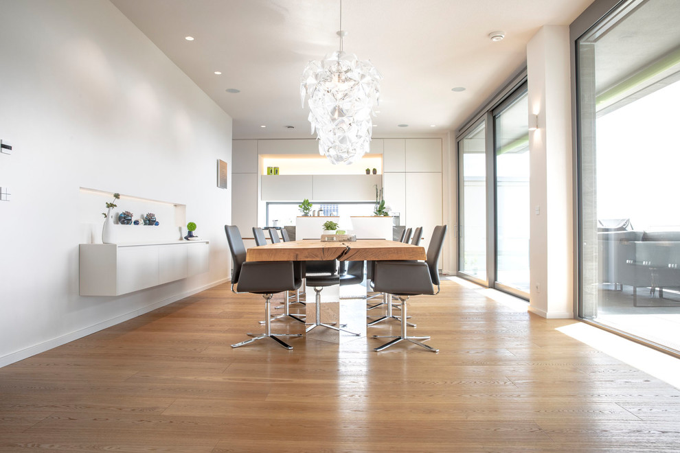 Kuche Mit Sideboard Und Eichenbohlentisch Contemporary Kitchen Other By Mtb Schreinerei Gmbh