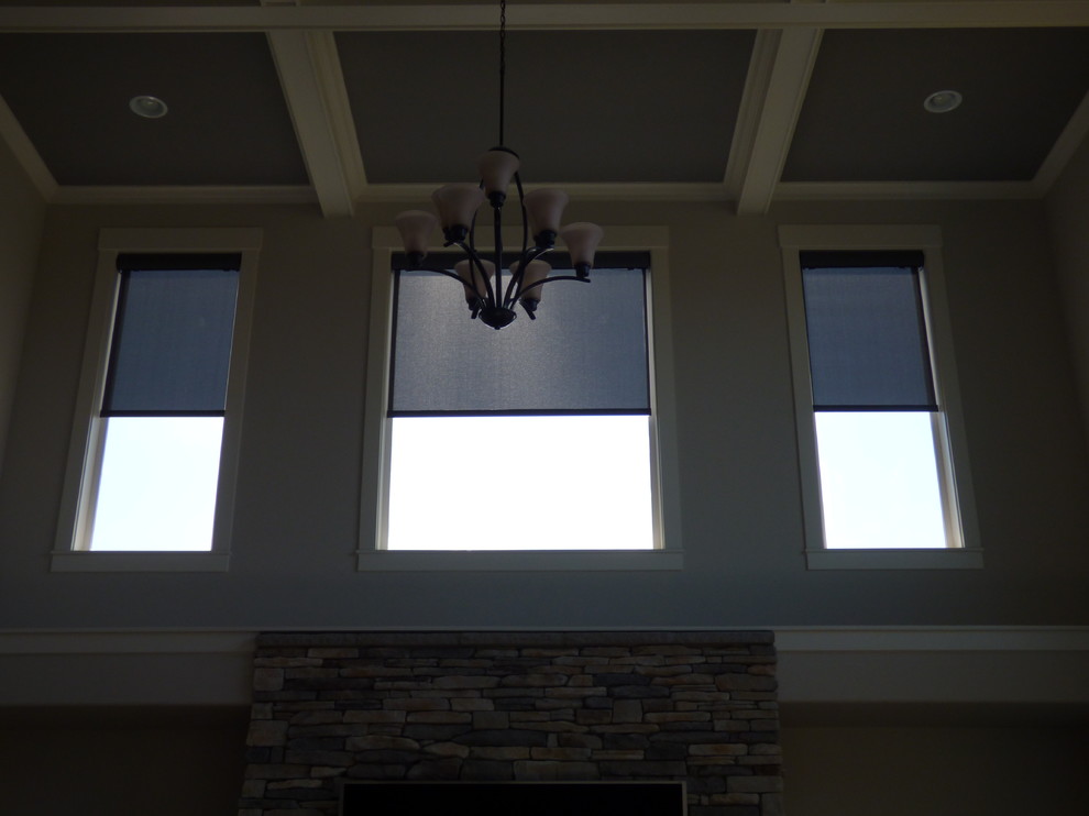 Transitional home design photo in Portland