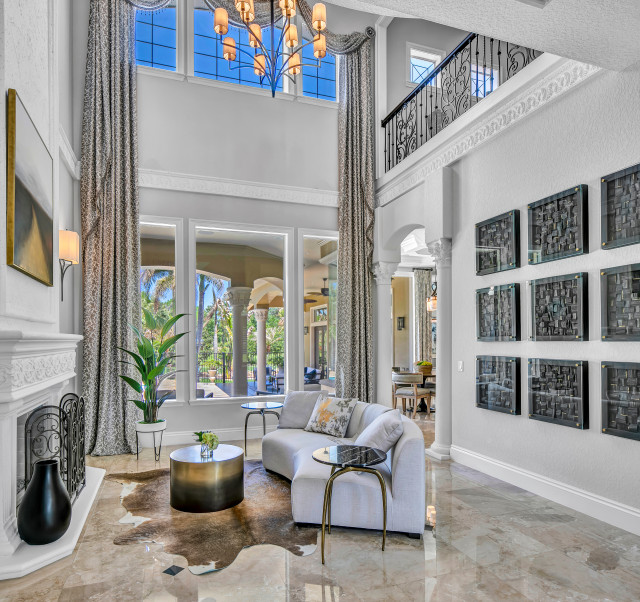 Transitional Estate Home clasico-renovado-salon