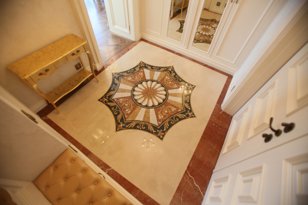 Мозаика в прихожей Господина Ф.