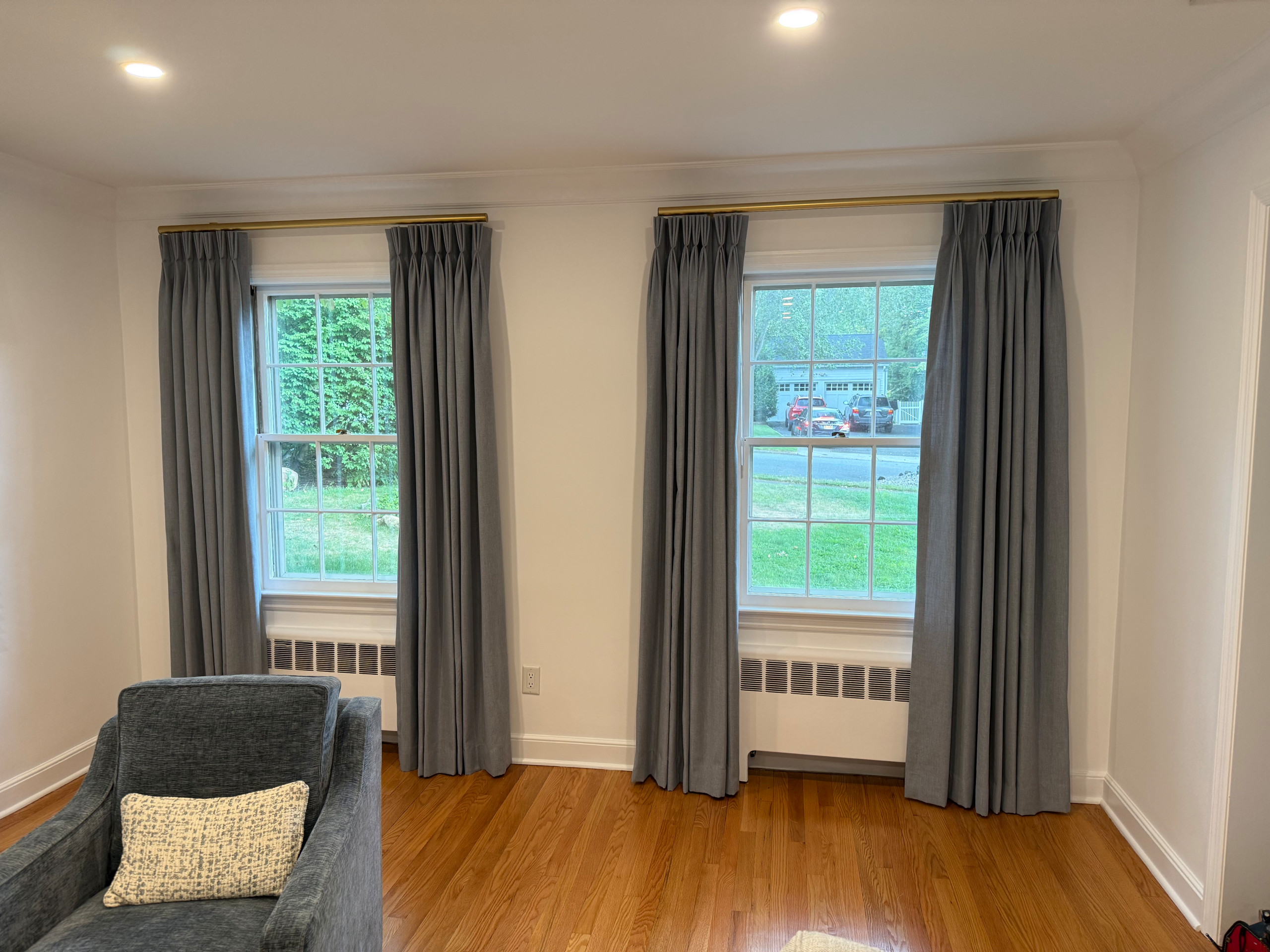 Classic closing drapery panels