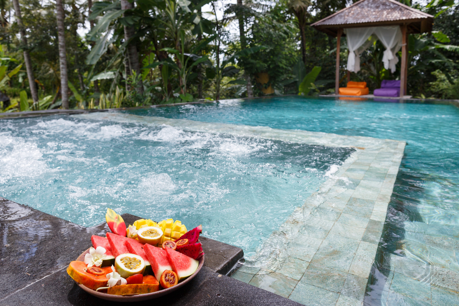 Вилла All Saints