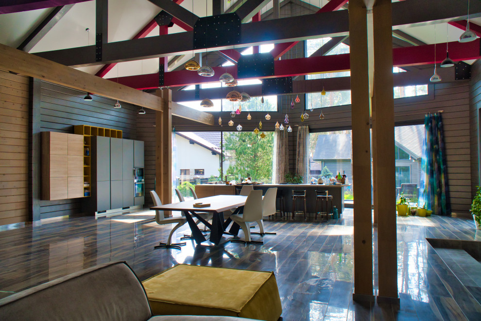 Одноэтажный загородный дом с вторым светом