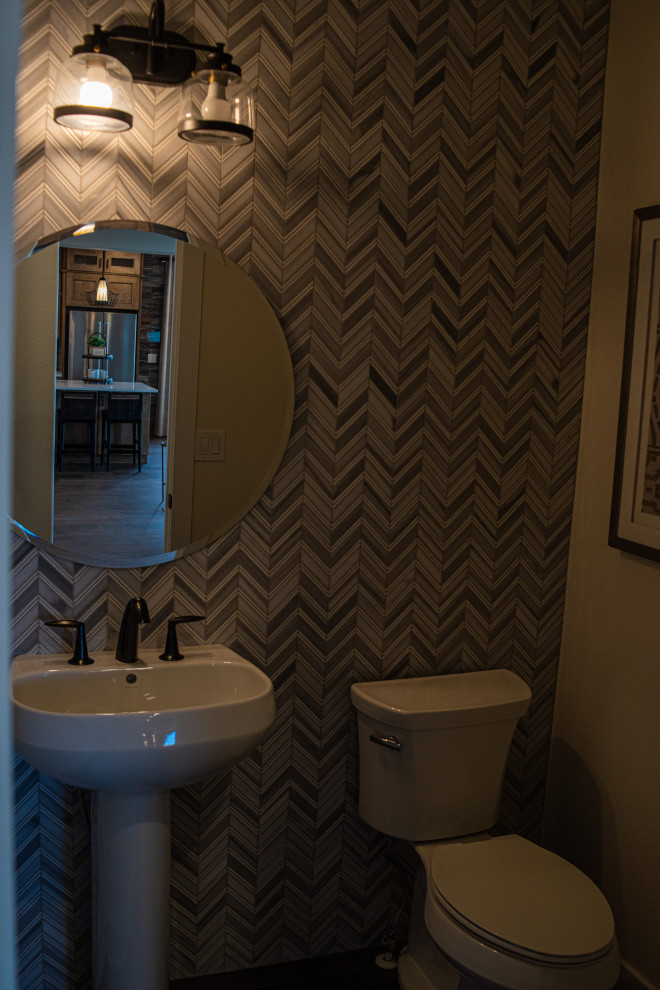 Home design - rustic home design idea in Denver