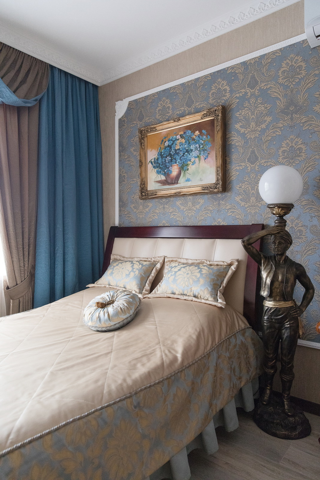 Дизайн квартиры "Шкатулка с цветами"