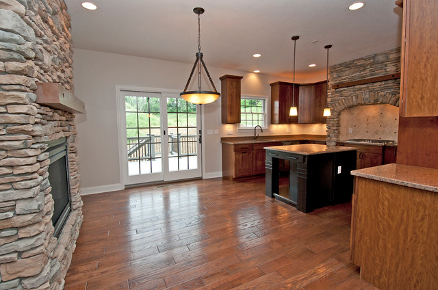 Alto Piano Lot 526 transitional-kitchen