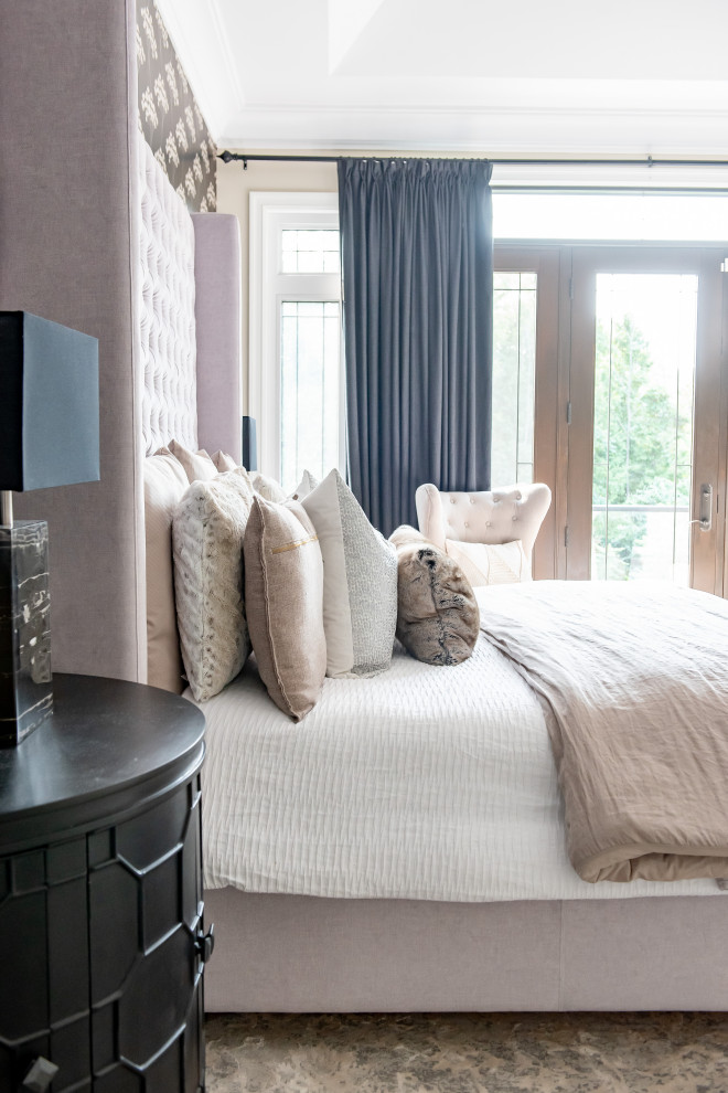Home design - transitional home design idea in Toronto