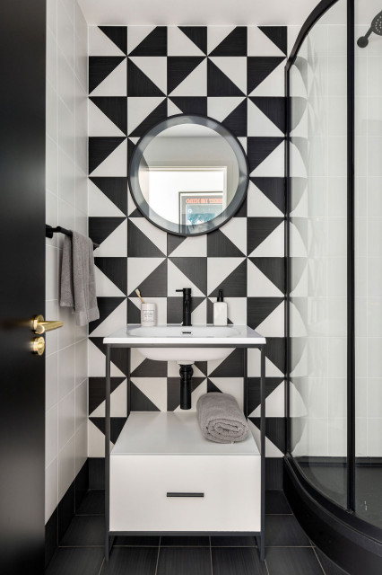 Opposites Attract | Shower Room eclectic-bathroom