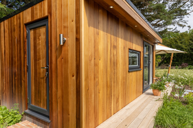Cedar Garden Office modern-shed