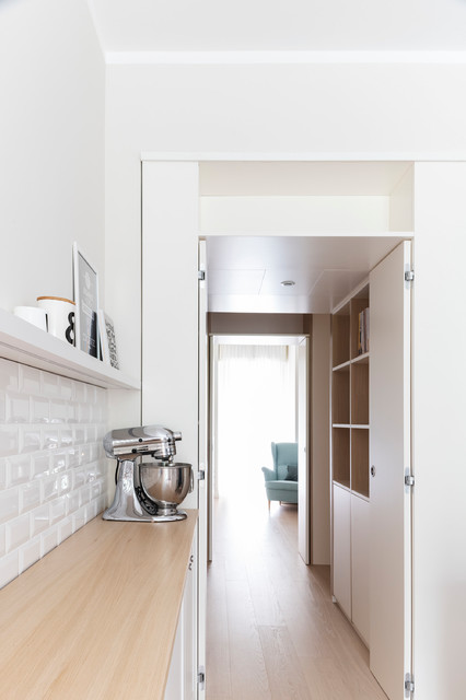 VNR | Shades of White apartment scandinavian-kitchen