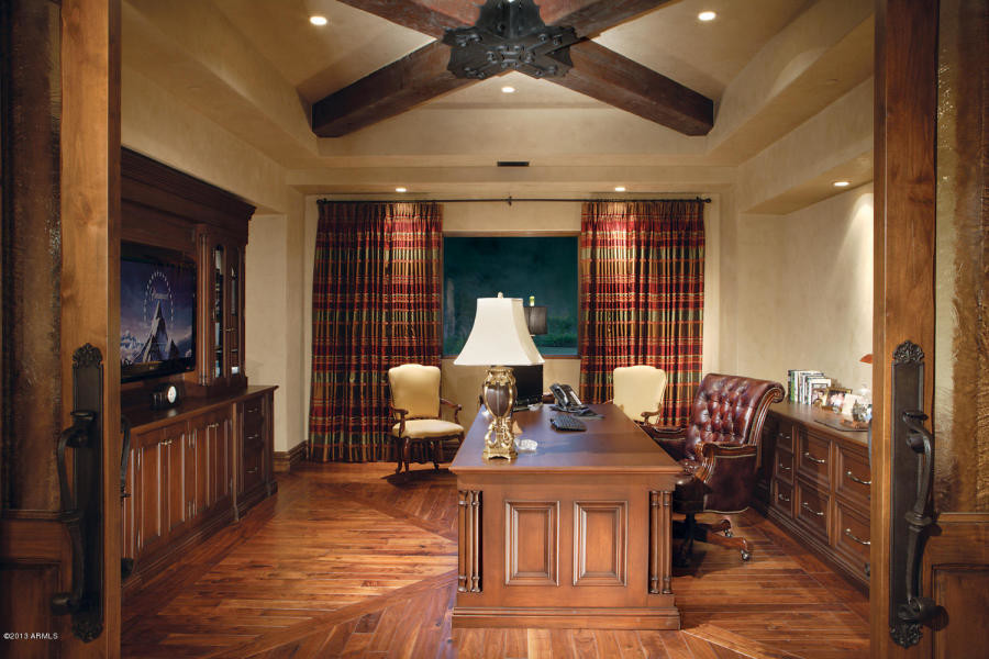 Inspiration for a huge transitional home design remodel in Phoenix