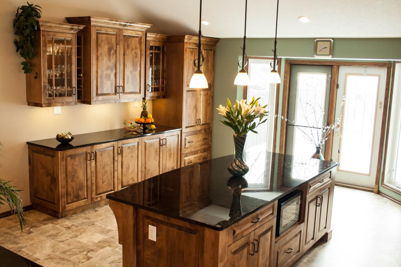 Farmhouse Kitchen Redesign with Custom Cabinets