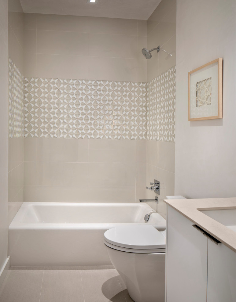 Inspiration pour une salle de bain principale design de taille moyenne avec un mur blanc, un lavabo encastré, un plan de toilette en granite, un plan de toilette blanc et meuble double vasque.