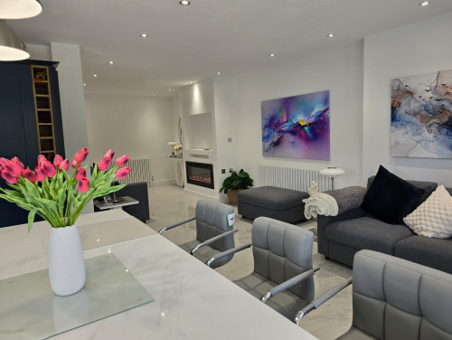Contemporary Living Room