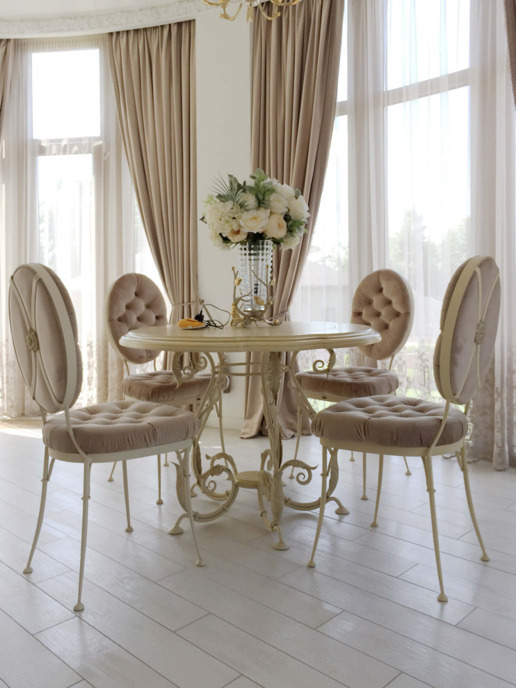 Дизайн интерьера дома в классическом стиле. Реализованный проект.