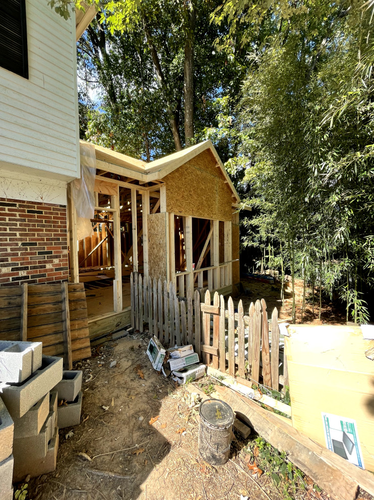 Example of a minimalist home design design in DC Metro