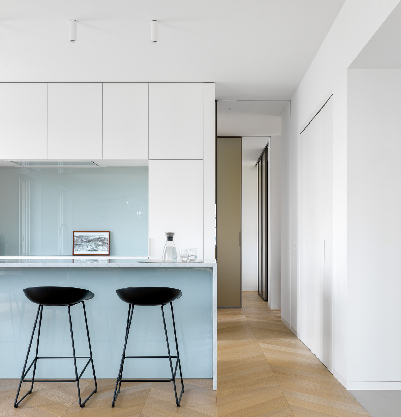 Minimalist italian apartment