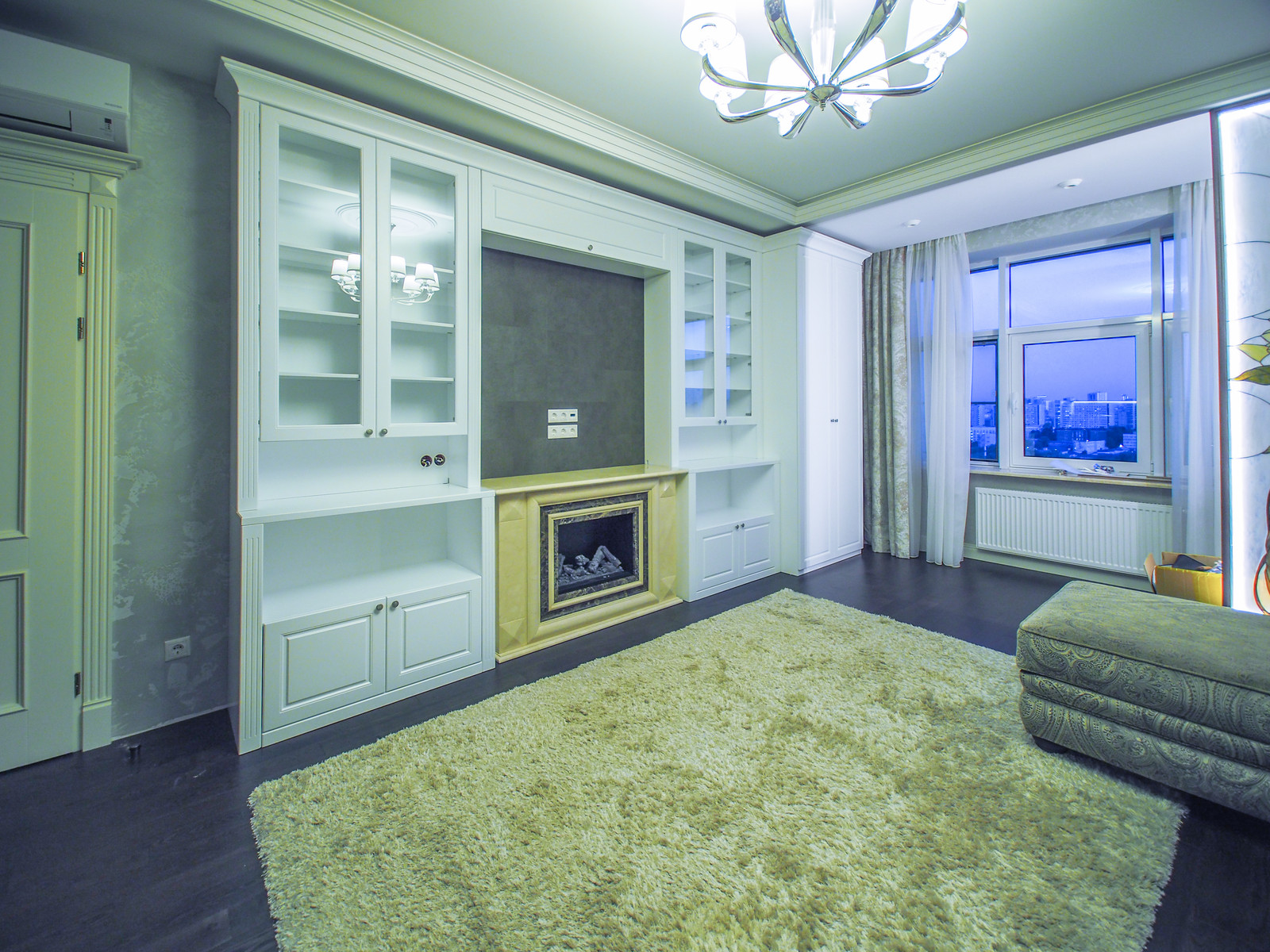 Шкаф и тумба под ТВ.