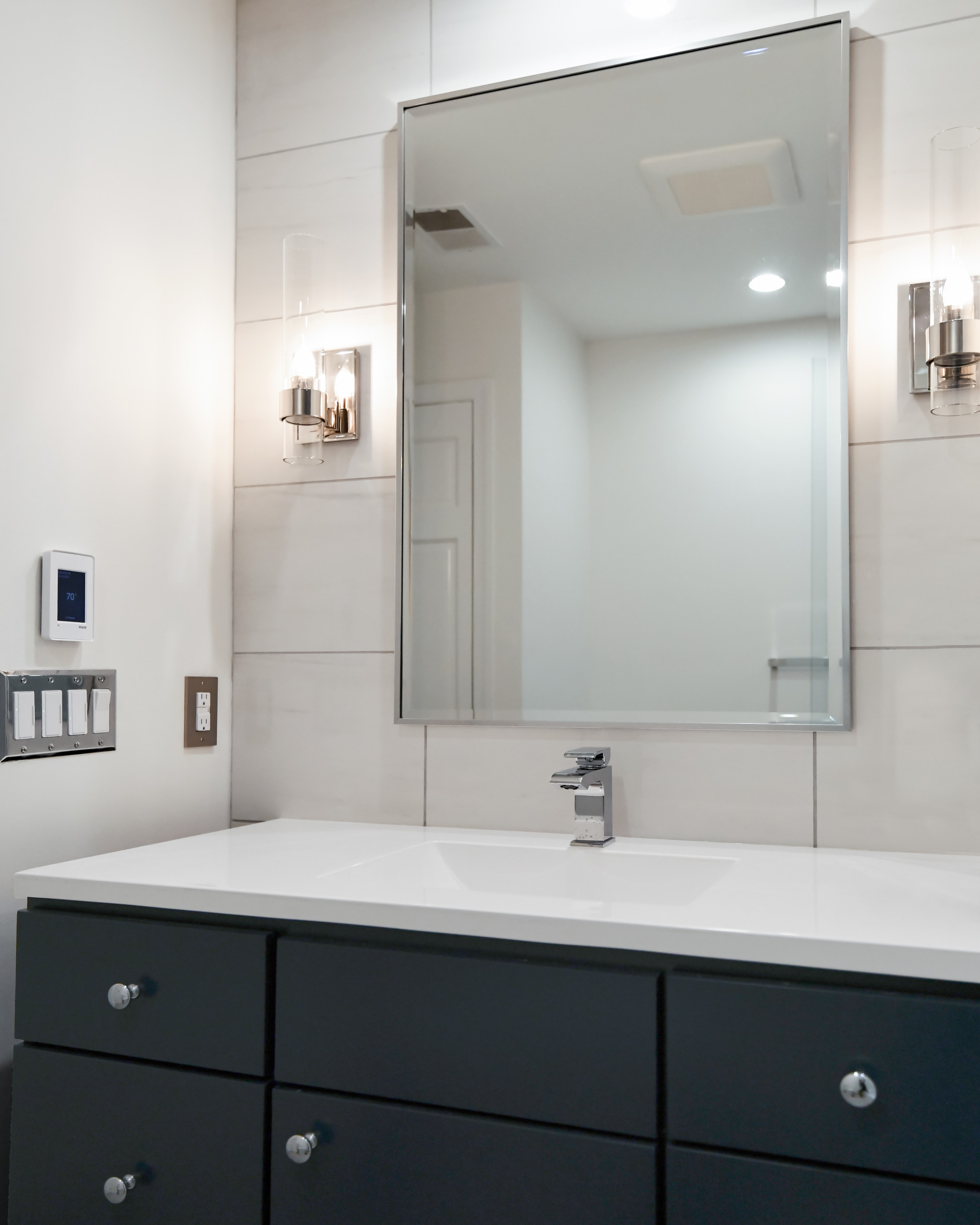 Hall Bath Reno