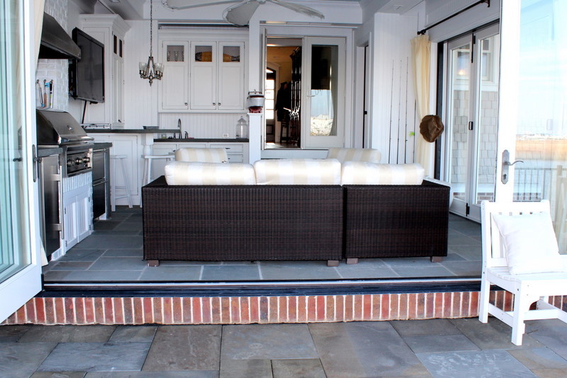 Beach Dwellings' Outdoor Spaces