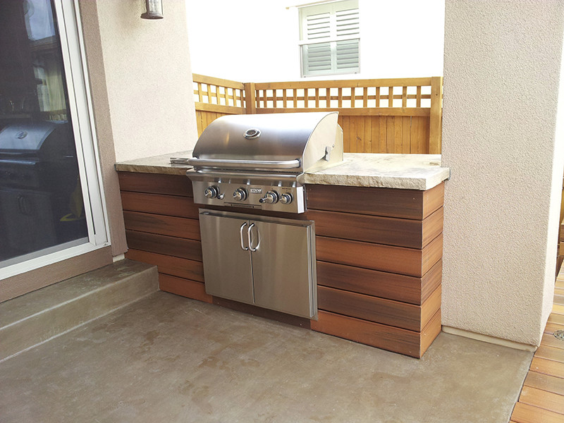Outdoor Kitchens