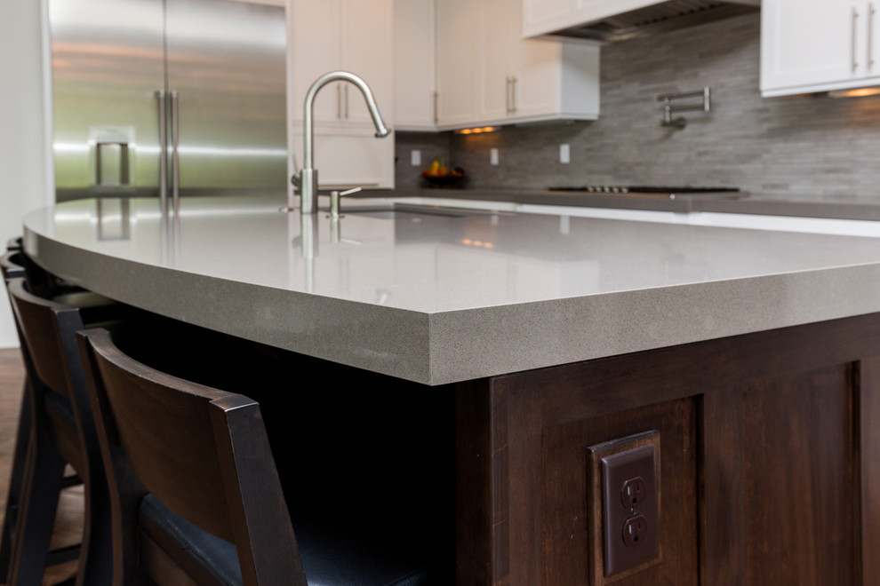 Example of a transitional kitchen design in Cedar Rapids