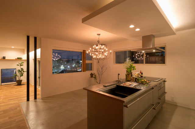 桜ヶ丘北の家 modern-kitchen