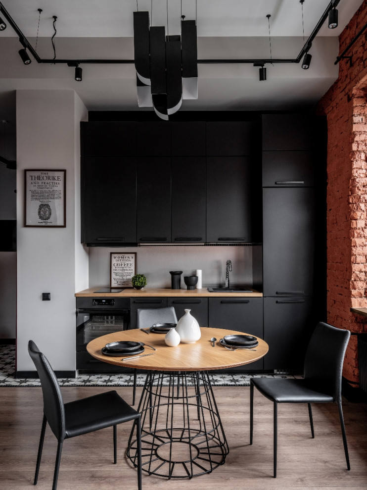 Квартира-офис на "Флаконе". Лофт в классическом английском стиле