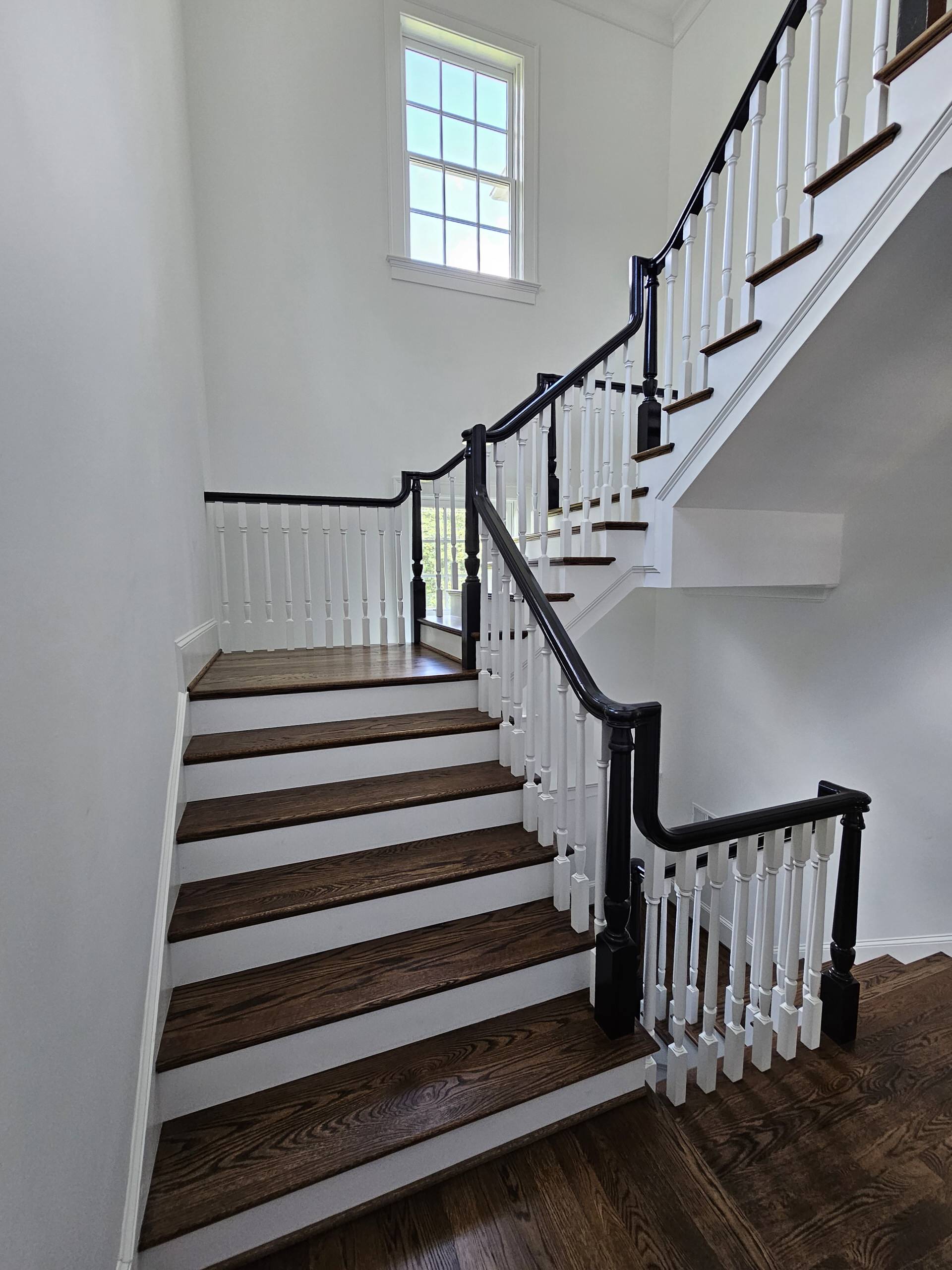 121_Elegant Floating Staircase, Chevy Chase, MD 20815