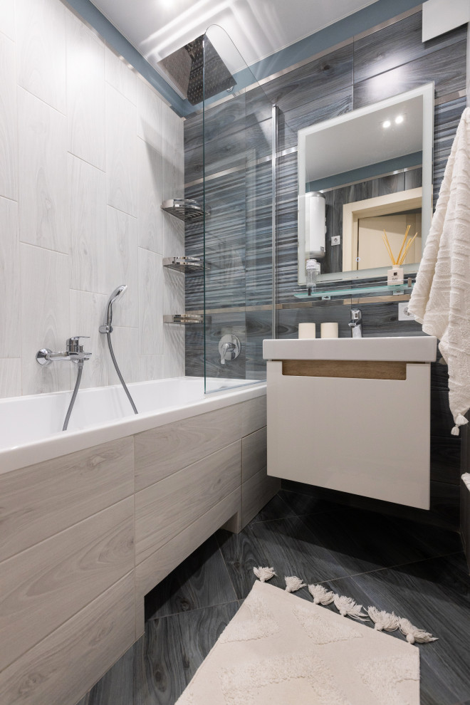 Трехкомнатная квартира по ул.Жуково