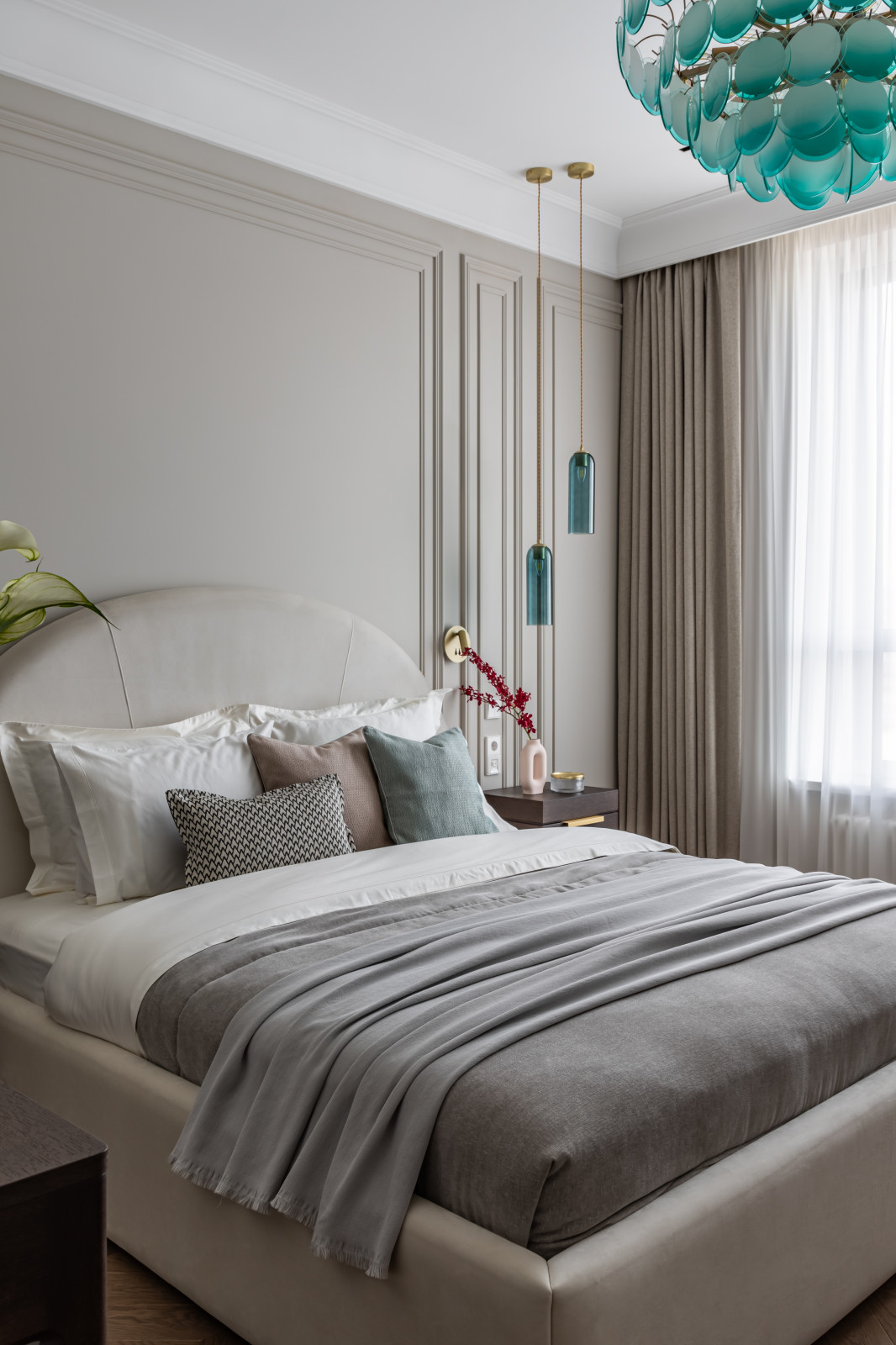 Просторная квартира в светлых оттенках