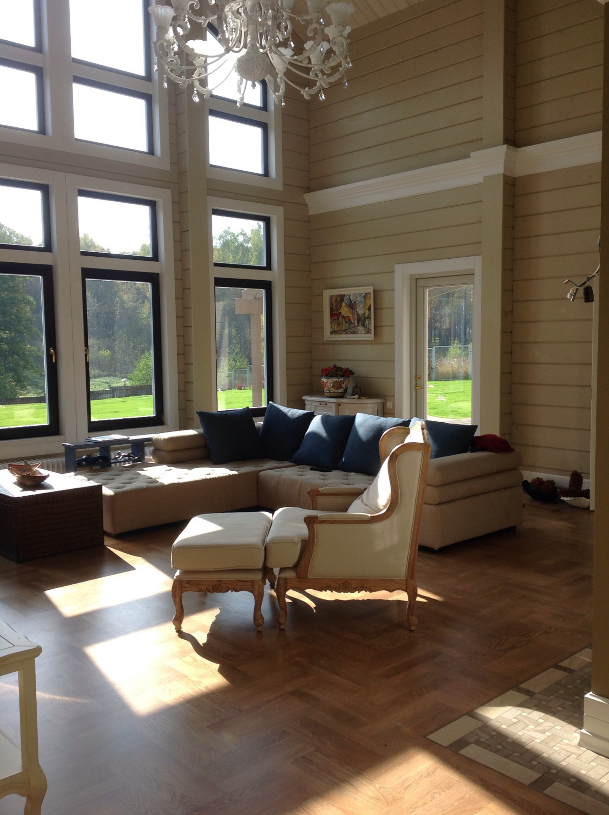 Дом с видом лес