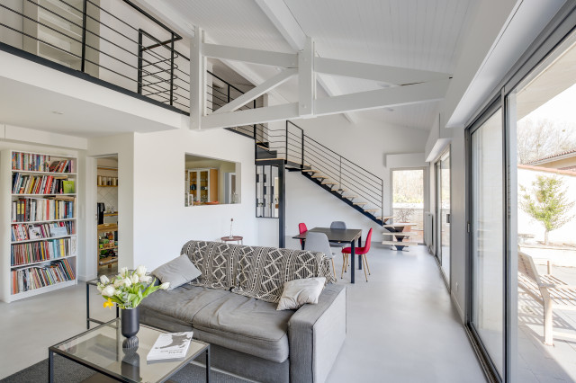 Villa du Brassan modern-wohnbereich