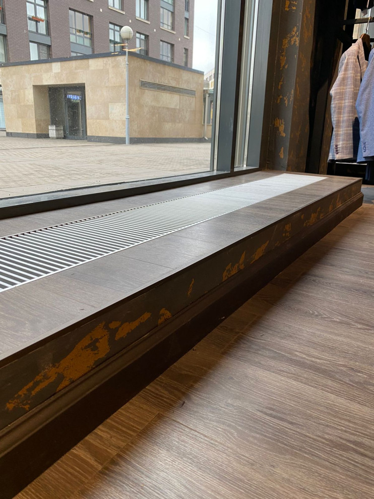 Магазин одежды на Полтавском проезде