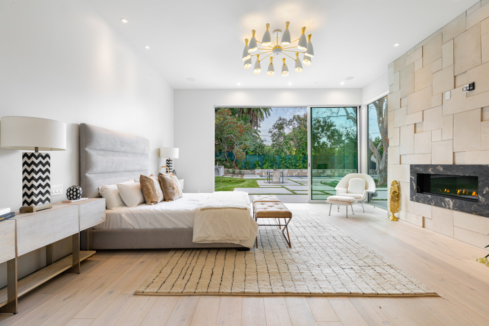 Contemporary Bedroom - Contemporary - Bedroom - Los Angeles