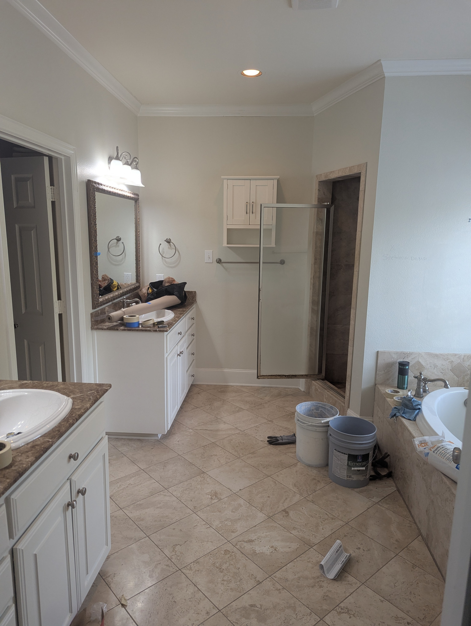 75124 - Lakewood Heights Bathroom Remodel - BEFORE, DURING and AFTER