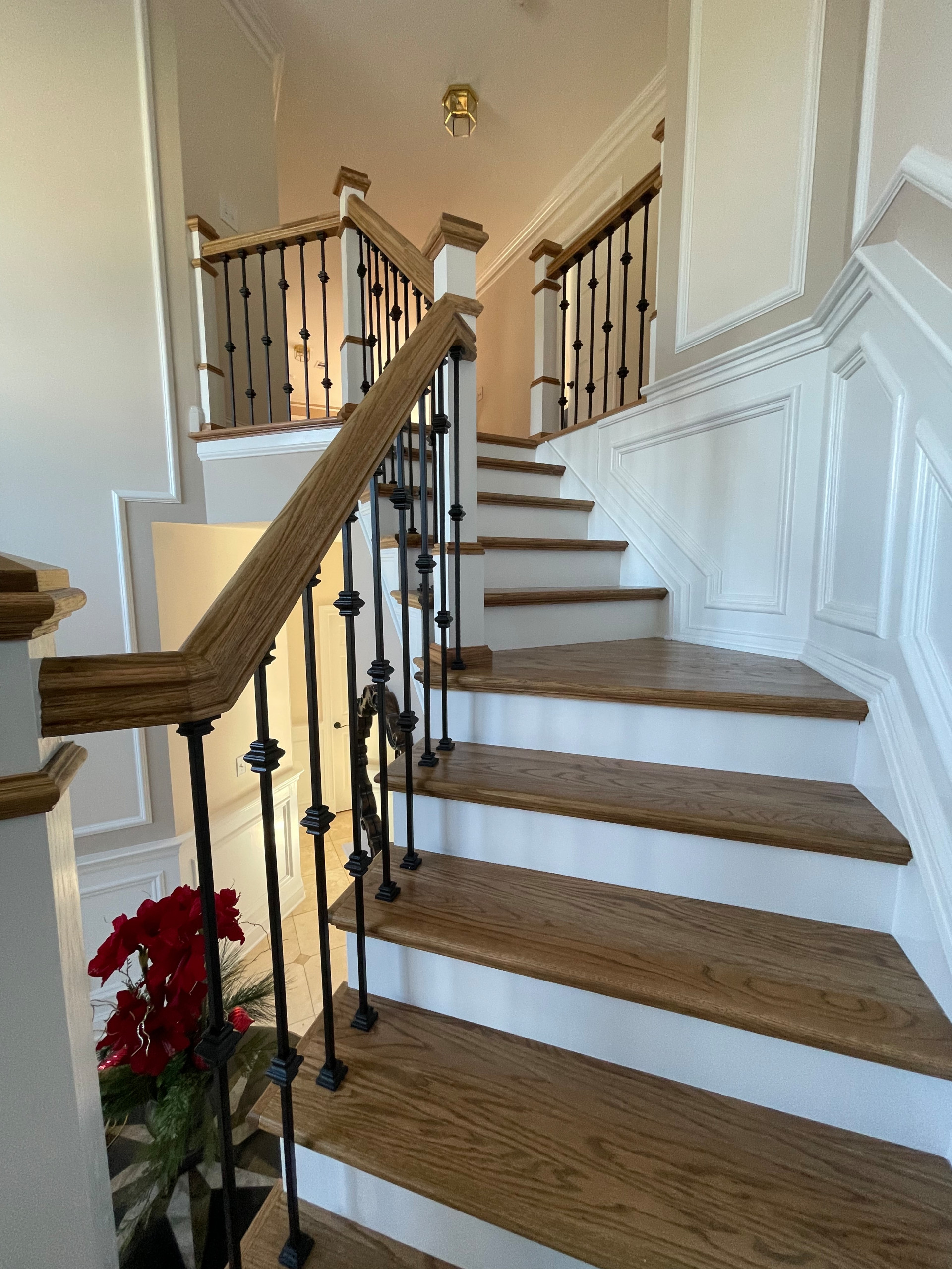 Custom staircase and railing