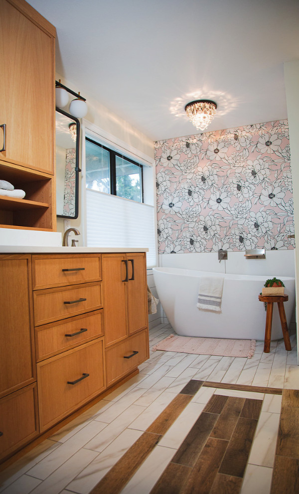 Flower Tile bathroom