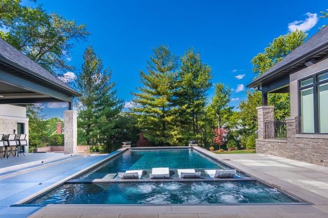 Contemporary Custom Home - Frontenac trendy-pool