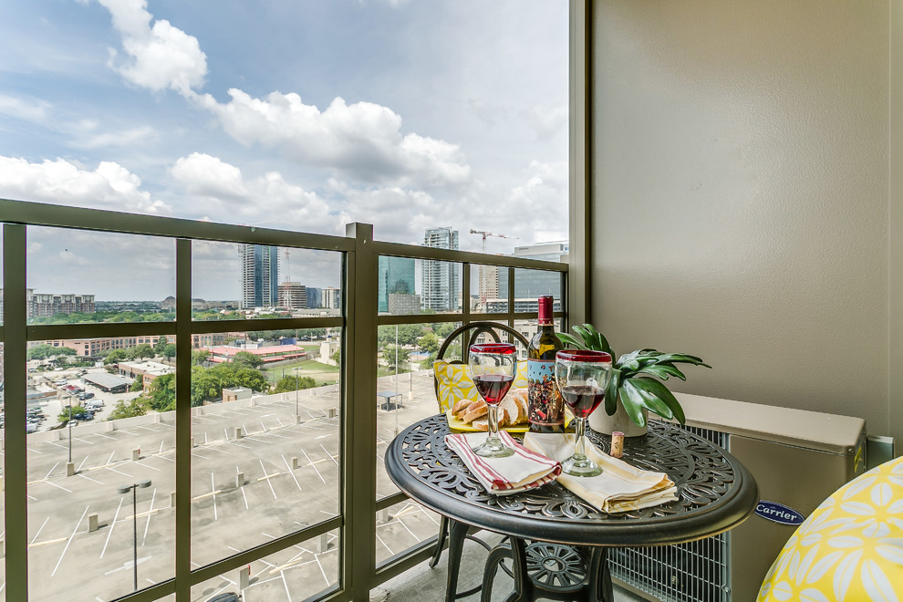 Home design - small transitional rooftop home design idea in Dallas